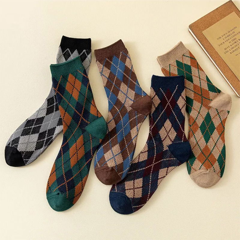 Factory Wholesale high quality fashion custom logo luxury winter unisex wool dress socks.jpg